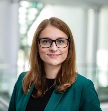 Dipl.-Betriebsw. (FH) Julia Wildhagen
