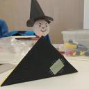 Das Bild zeigt einen Zauberer