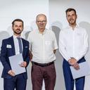 Professor Koch-Gröber und die beiden Thomas Gessmann Preisträger B. Eng. Adrian Iannelli und M. Eng. Christian Schwaninger