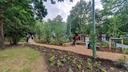 Besucher im Klimwald