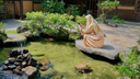 Entspannender japanischer Garten mit Teich