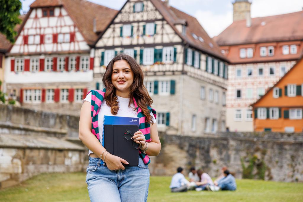 Jetzt noch bewerben – nur noch wenige Studienplätze verfügbar!